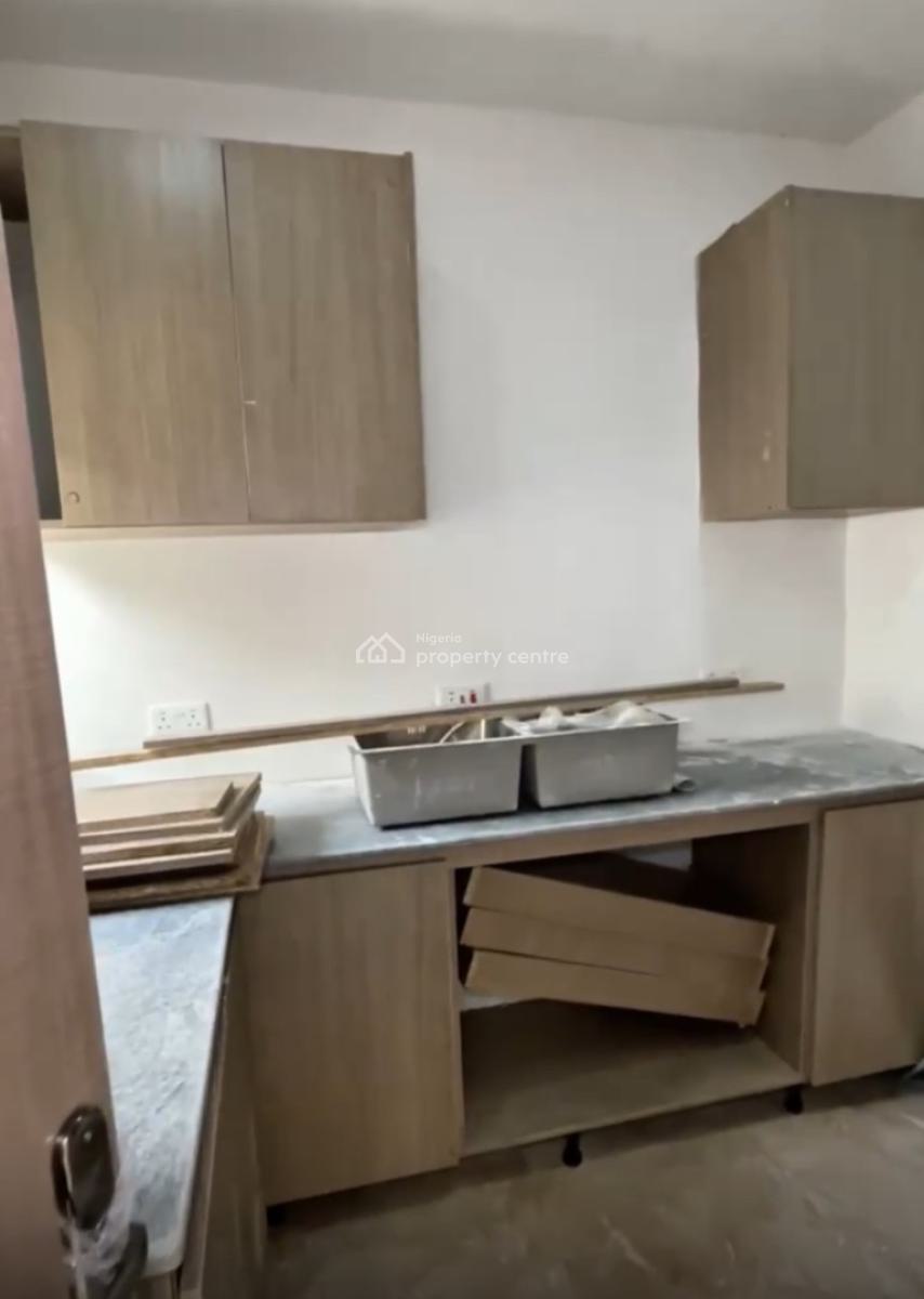 Brand New Clean 2 Bedroom Flat, 1st Floor, Tarred Road, Pay & Pack in, By Aso Radio, Katampe, Abuja, Flat / Apartment for Rent