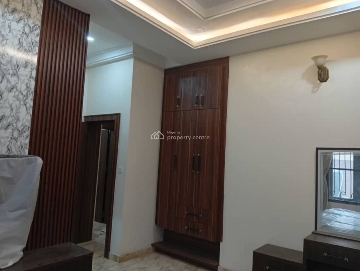 a Very Good Spacious 2bedroom Flat, Airport Road By Immigration Office, Lugbe District, Abuja, Flat / Apartment for Rent