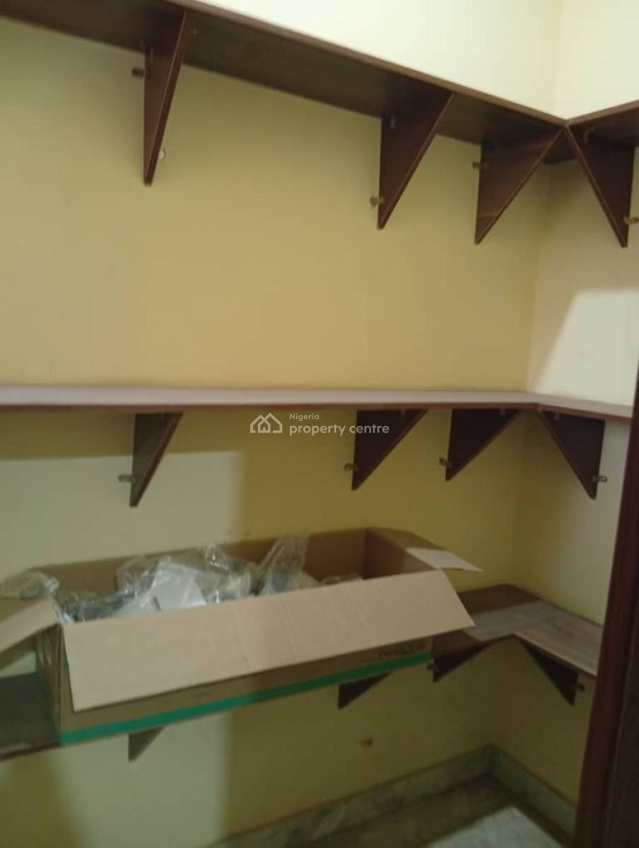 a Very Good Spacious 2bedroom Flat, Airport Road By Immigration Office, Lugbe District, Abuja, Flat / Apartment for Rent