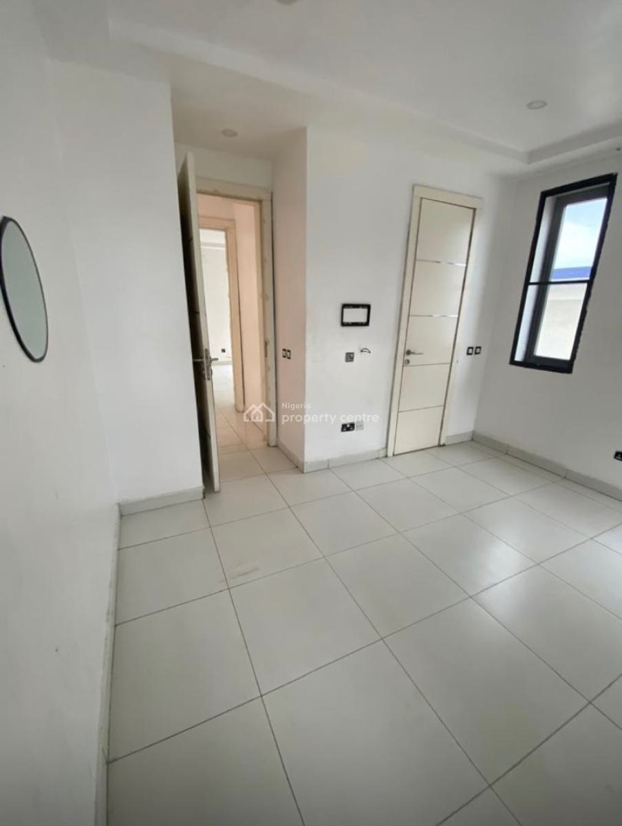 Discounted 2 Bedroom Apartment, Off Freedom Way, Lekki, Lagos, Flat / Apartment for Sale