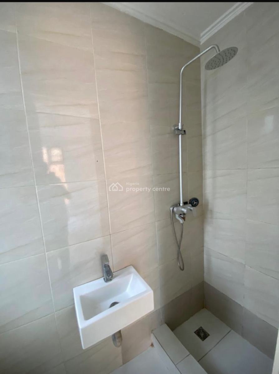 Discounted 2 Bedroom Apartment, Off Freedom Way, Lekki, Lagos, Flat / Apartment for Sale