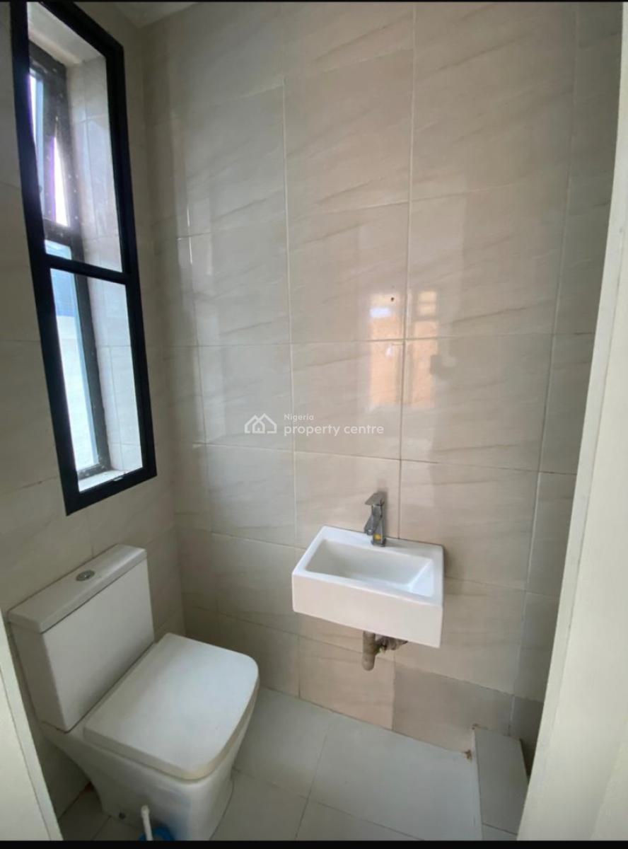 Discounted 2 Bedroom Apartment, Off Freedom Way, Lekki, Lagos, Flat / Apartment for Sale