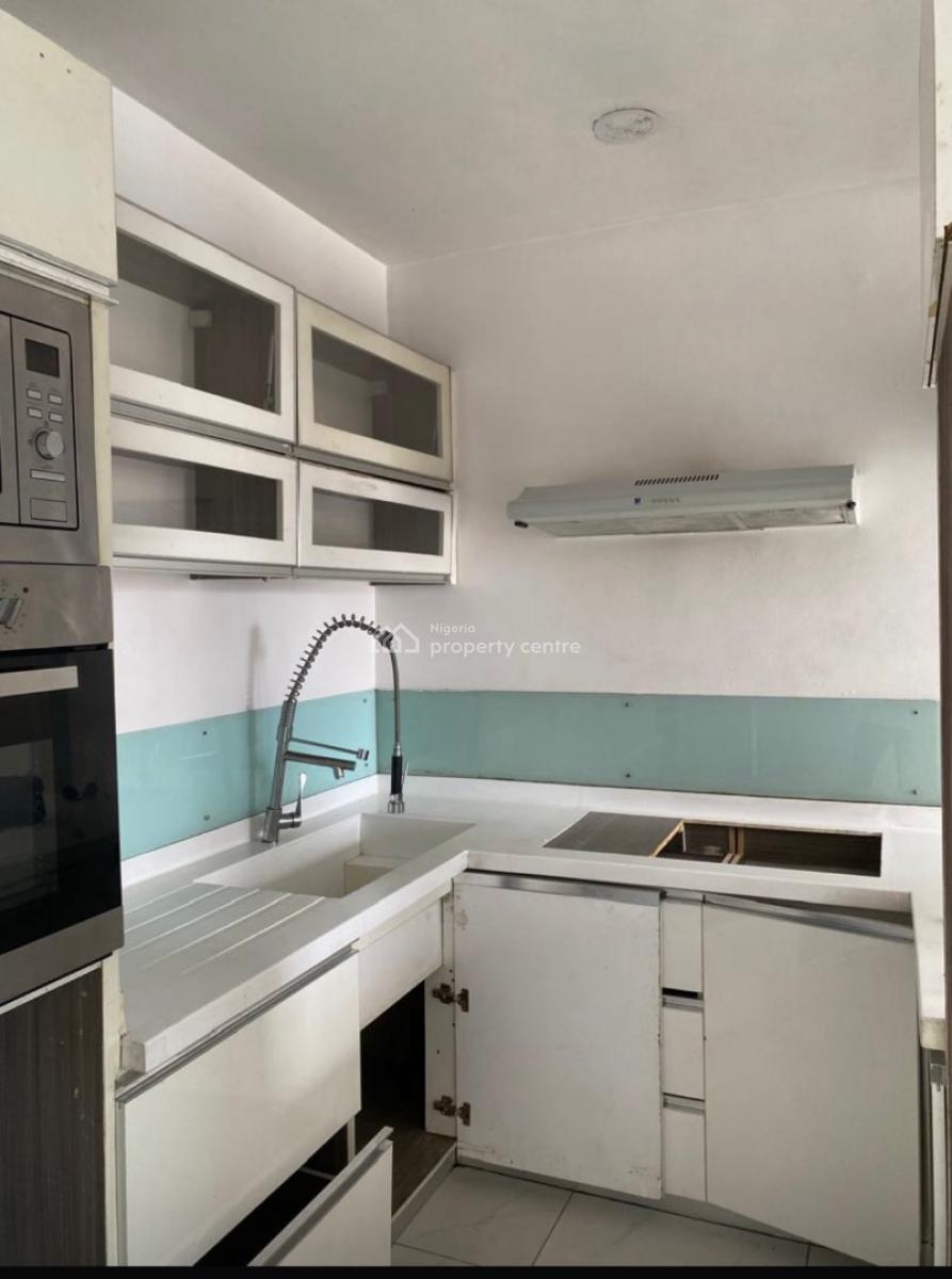 Discounted 2 Bedroom Apartment, Off Freedom Way, Lekki, Lagos, Flat / Apartment for Sale