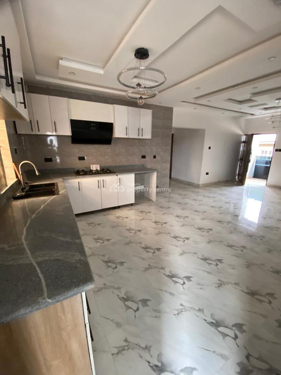 2 Bedroom Flat All Rooms Ensuite with Guest Toilet, Omole Phase 2, Ikeja, Lagos, Flat / Apartment for Rent