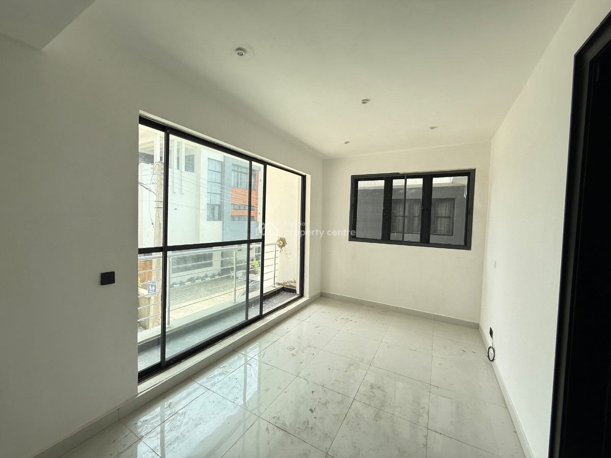 Brand New Four Bedroom Terrace with a Bq, Lekki Phase 1, Lekki, Lagos, Terraced Duplex for Sale