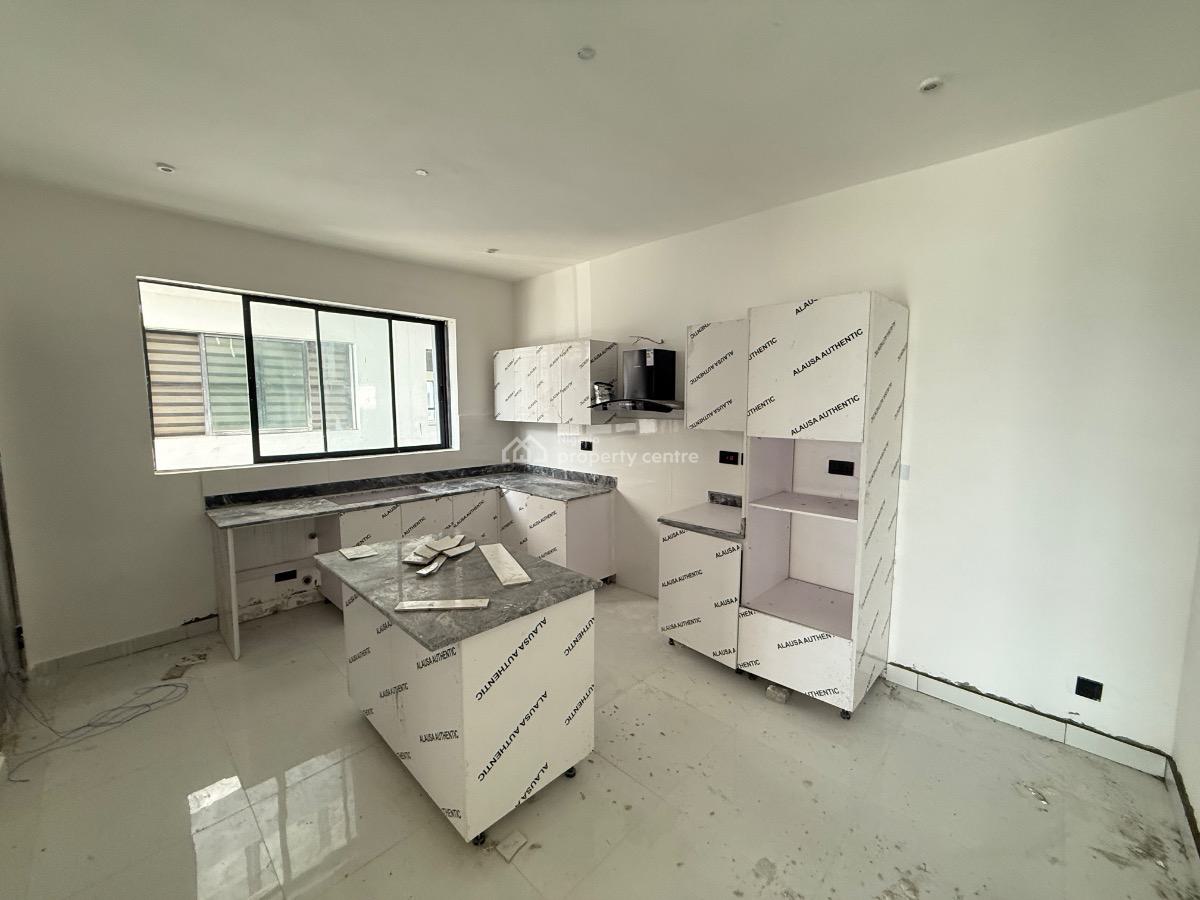 Brand New Four Bedroom Terrace with a Bq, Lekki Phase 1, Lekki, Lagos, Terraced Duplex for Sale