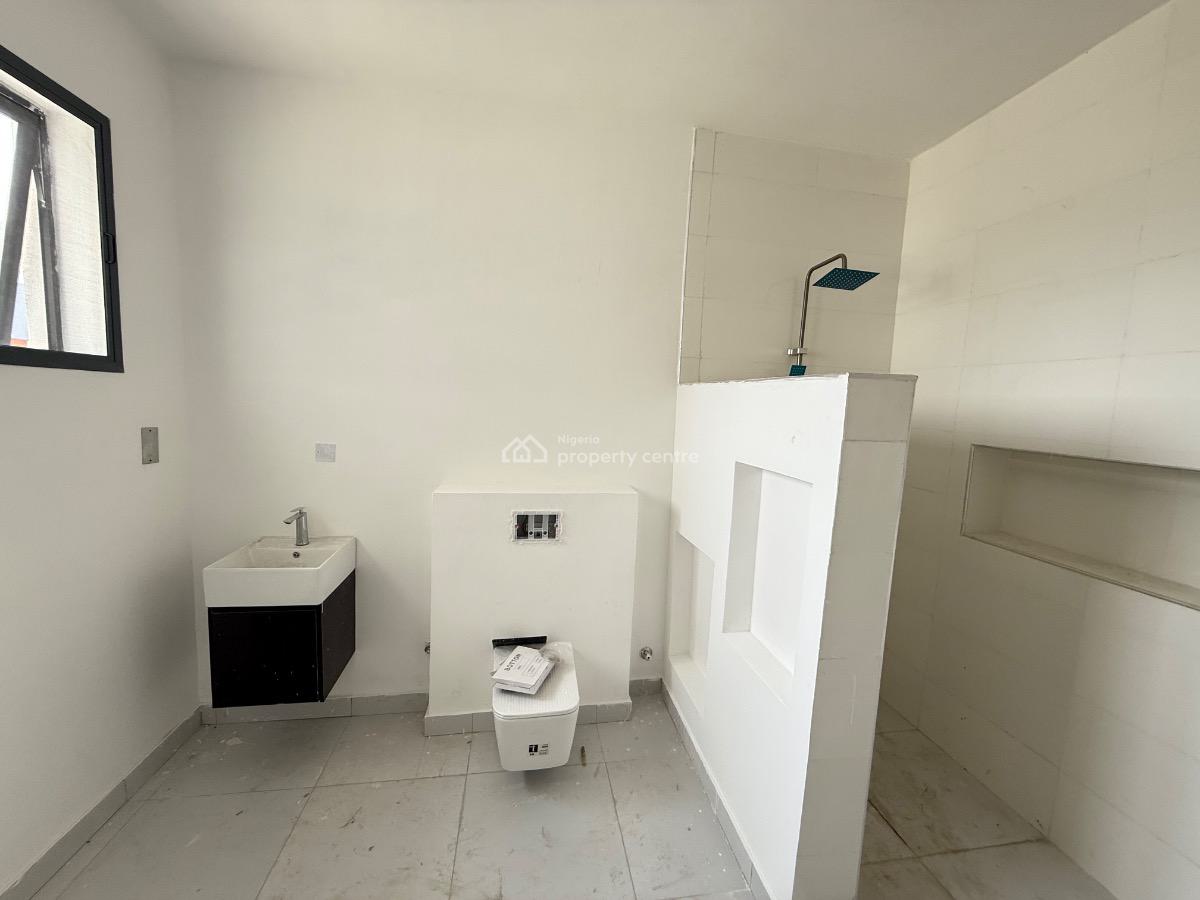 Brand New Four Bedroom Terrace with a Bq, Lekki Phase 1, Lekki, Lagos, Terraced Duplex for Sale