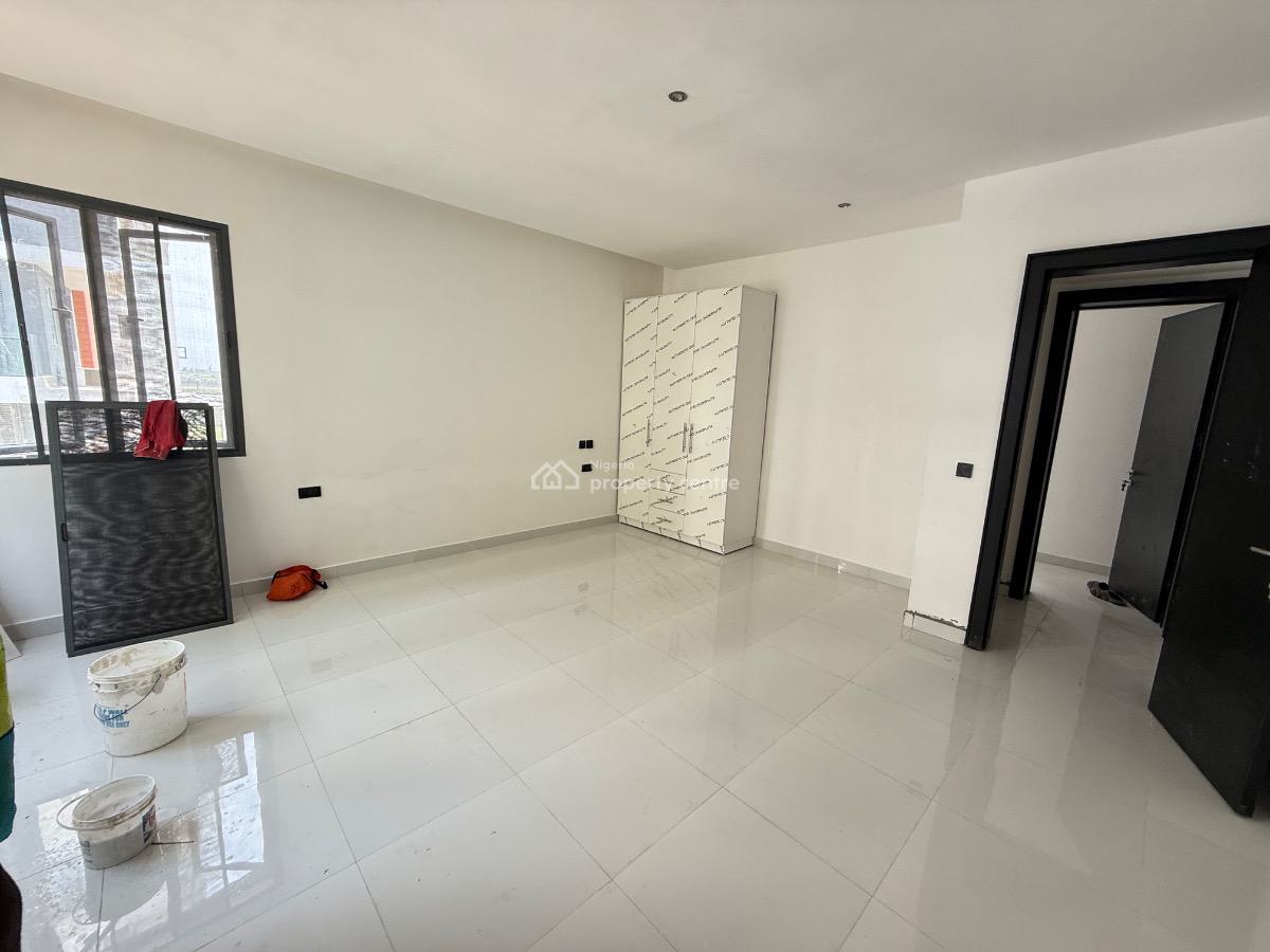 Brand New Four Bedroom Terrace with a Bq, Lekki Phase 1, Lekki, Lagos, Terraced Duplex for Sale