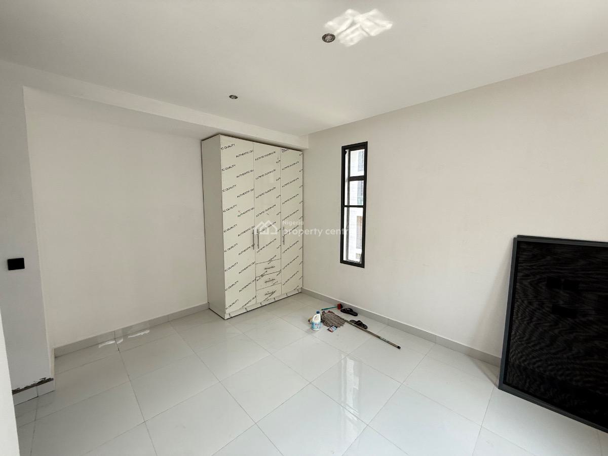 Brand New Four Bedroom Terrace with a Bq, Lekki Phase 1, Lekki, Lagos, Terraced Duplex for Sale