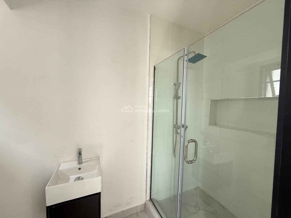 Brand New Four Bedroom Terrace with a Bq, Lekki Phase 1, Lekki, Lagos, Terraced Duplex for Sale