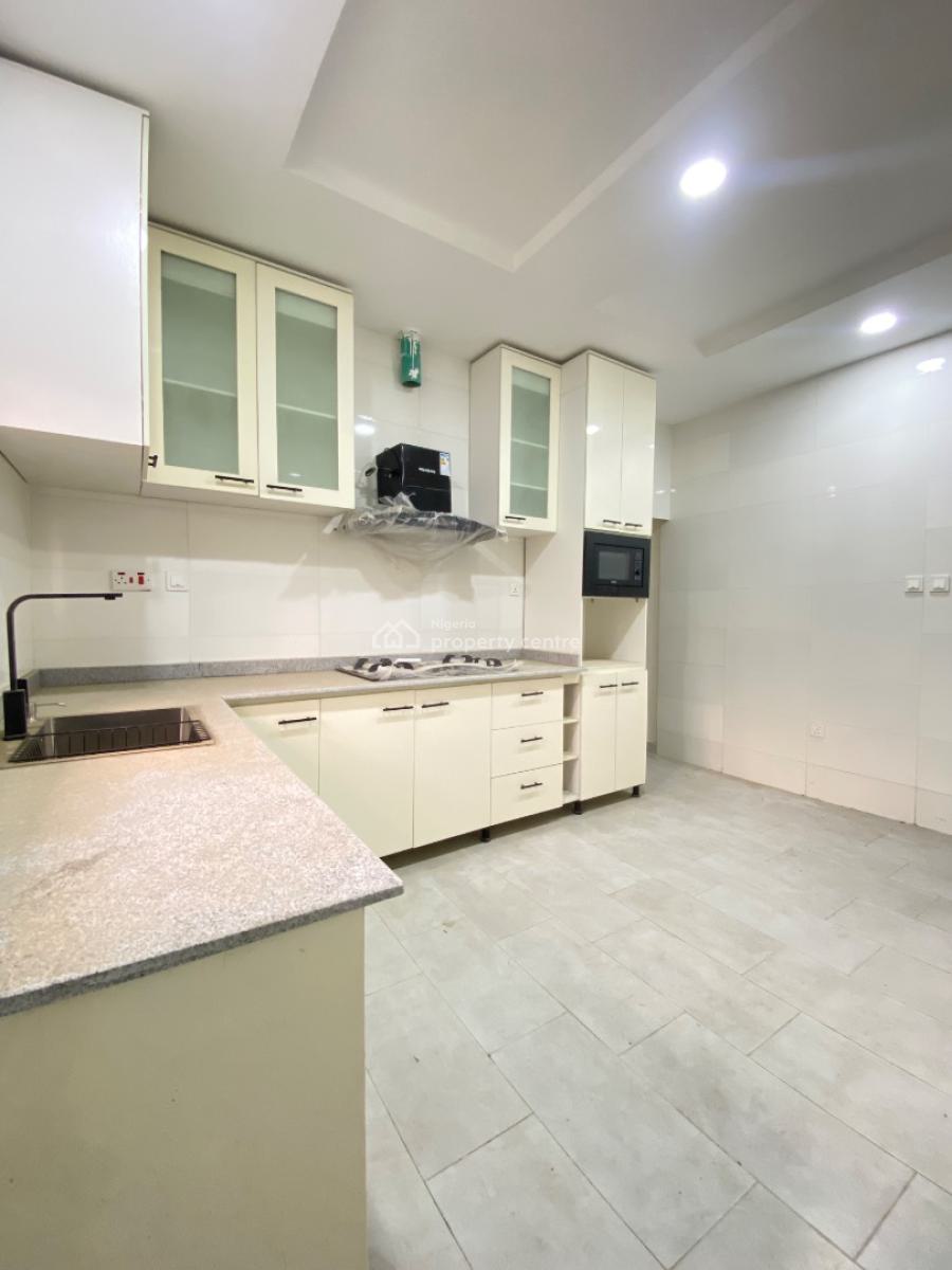 4 Bedrooms Terrace with Bq, Lekki Scheme 2, Off Abraham Adesanya, Ogombo Road, Lekki Phase 2, Lekki, Lagos, Terraced Duplex for Sale