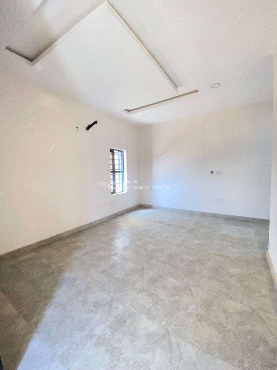 4 Bedrooms Terrace with Bq, Lekki Scheme 2, Off Abraham Adesanya, Ogombo Road, Lekki Phase 2, Lekki, Lagos, Terraced Duplex for Sale