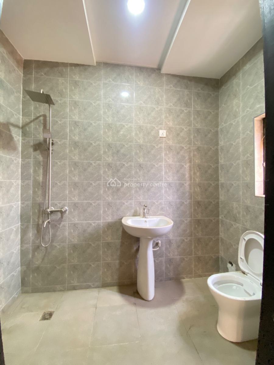 4 Bedrooms Terrace with Bq, Lekki Scheme 2, Off Abraham Adesanya, Ogombo Road, Lekki Phase 2, Lekki, Lagos, Terraced Duplex for Sale