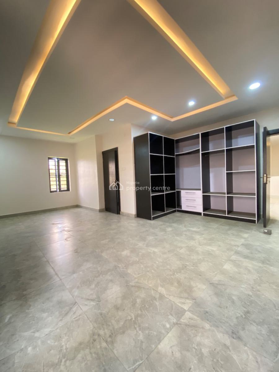 4 Bedrooms Terrace with Bq, Lekki Scheme 2, Off Abraham Adesanya, Ogombo Road, Lekki Phase 2, Lekki, Lagos, Terraced Duplex for Sale