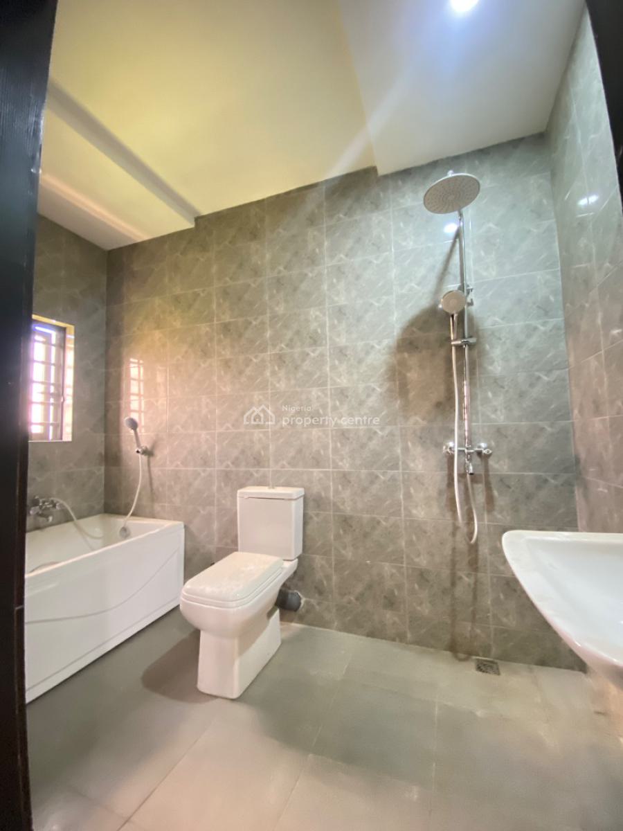 4 Bedrooms Terrace with Bq, Lekki Scheme 2, Off Abraham Adesanya, Ogombo Road, Lekki Phase 2, Lekki, Lagos, Terraced Duplex for Sale