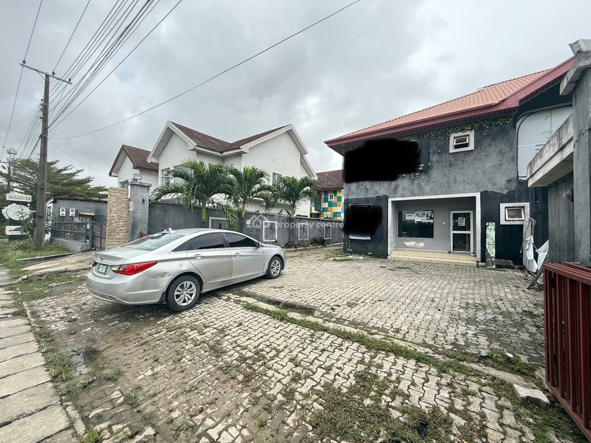 Premium Commercial Semi Detached Duplex on a Busy Road, Lekki Phase 1, Lekki, Lagos, House for Rent
