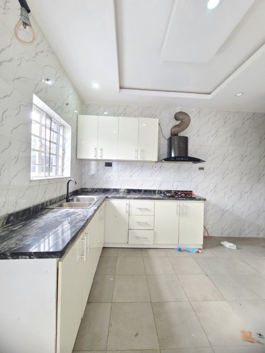 Standard and Spacious 2 Bedroom Flat, Westwood Estate, Ajah, Lagos, Flat / Apartment for Rent