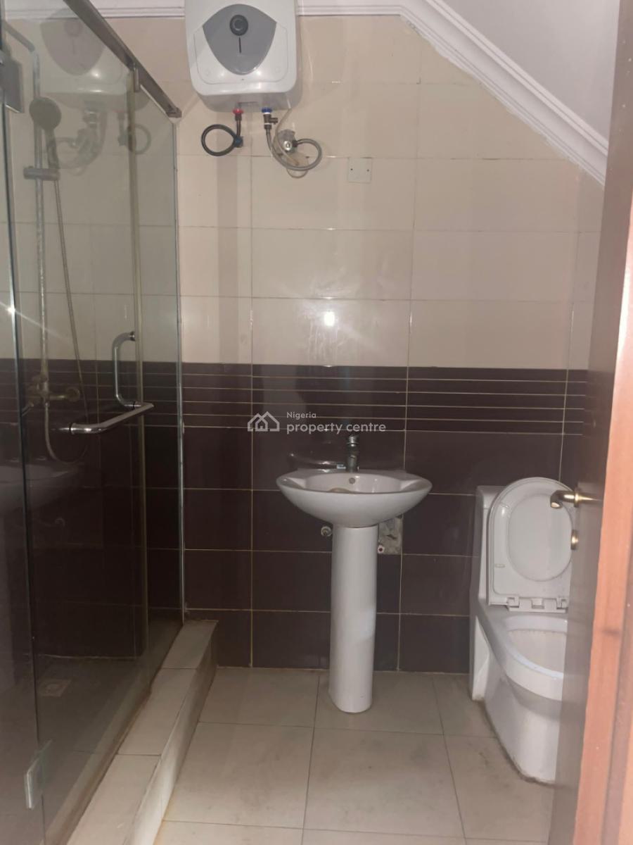 Spacious 4 Bedroom Terrace with a Room Bq, Reworth Terrace Off Freedom Way, Lekki, Lagos, Terraced Duplex for Rent