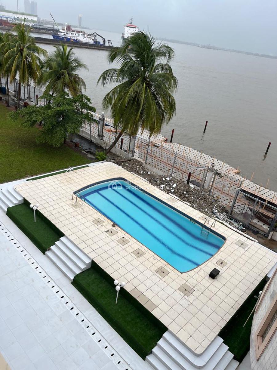 Spacious 3 Bedroom Apartment, Victoria Island (vi), Lagos, Flat / Apartment for Rent