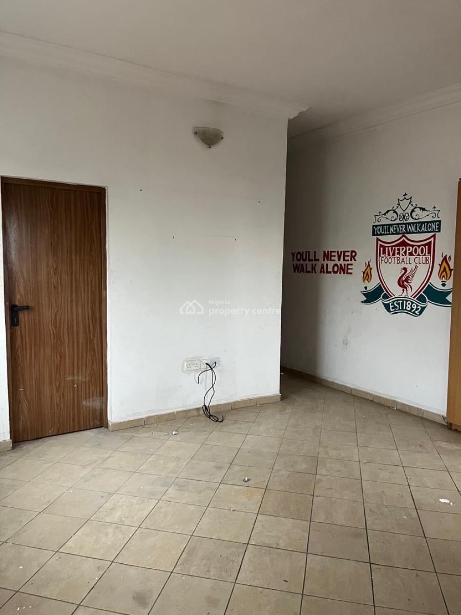 Spacious 3 Bedroom Apartment, Victoria Island (vi), Lagos, Flat / Apartment for Rent