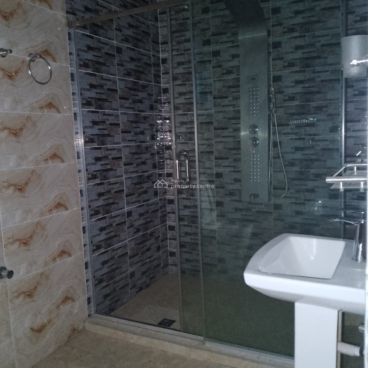 Beautiful 4-bedroom with Fitted Kitchen, Jahi, Abuja, Semi-detached Duplex for Rent