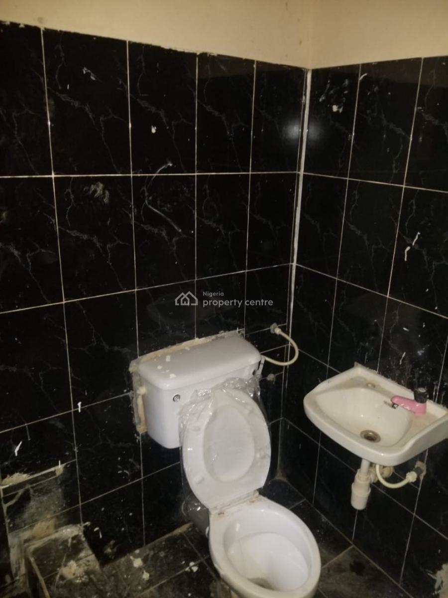 One Bed & Two Bedrooms Apartments Matogun / Alagbado, 1 Adesegun Bawala Avenue, Nylon Bus Stop, Matogun, Olambe, Ifo, Ogun, Mini Flat (room and Parlour) for Rent
