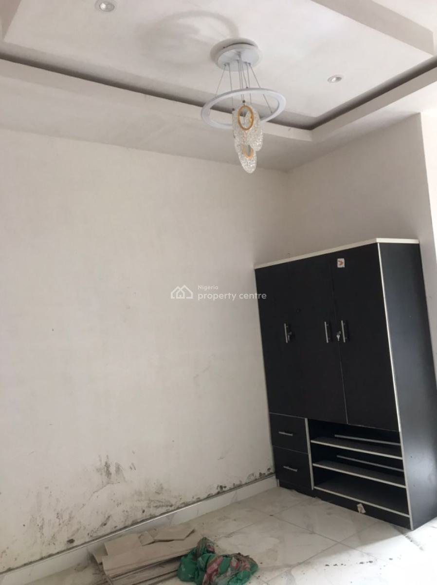 Luxury Two Bedroom Apartment Just 2mins Walk From Express, Awoyaya, Ibeju Lekki, Lagos, Flat / Apartment for Rent
