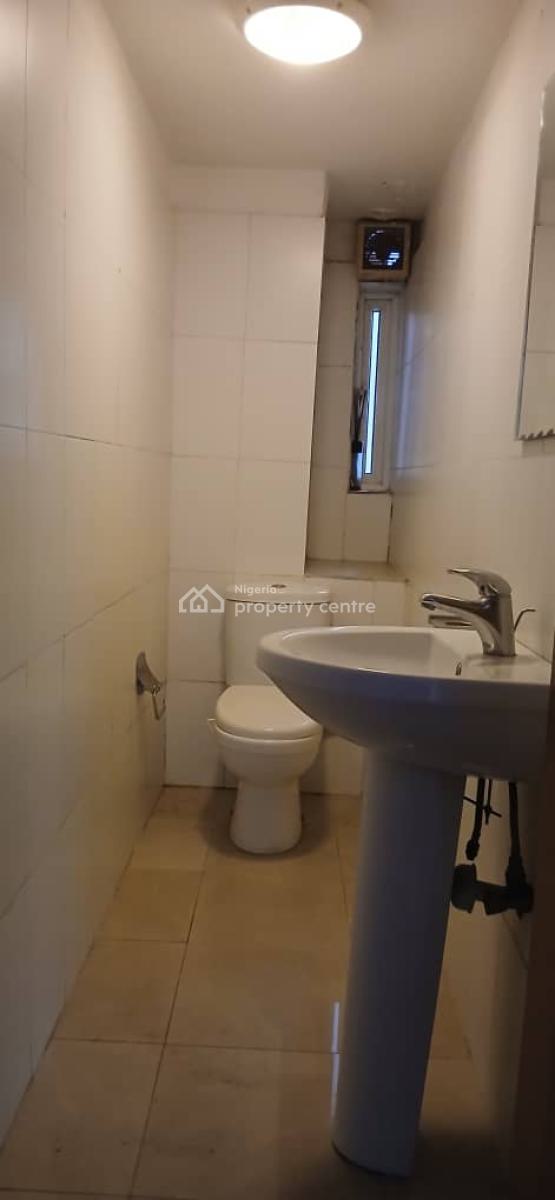 Well-maintained 3-bedroom Flat, Bourdillon Road, Ikoyi, Lagos, Flat / Apartment for Rent