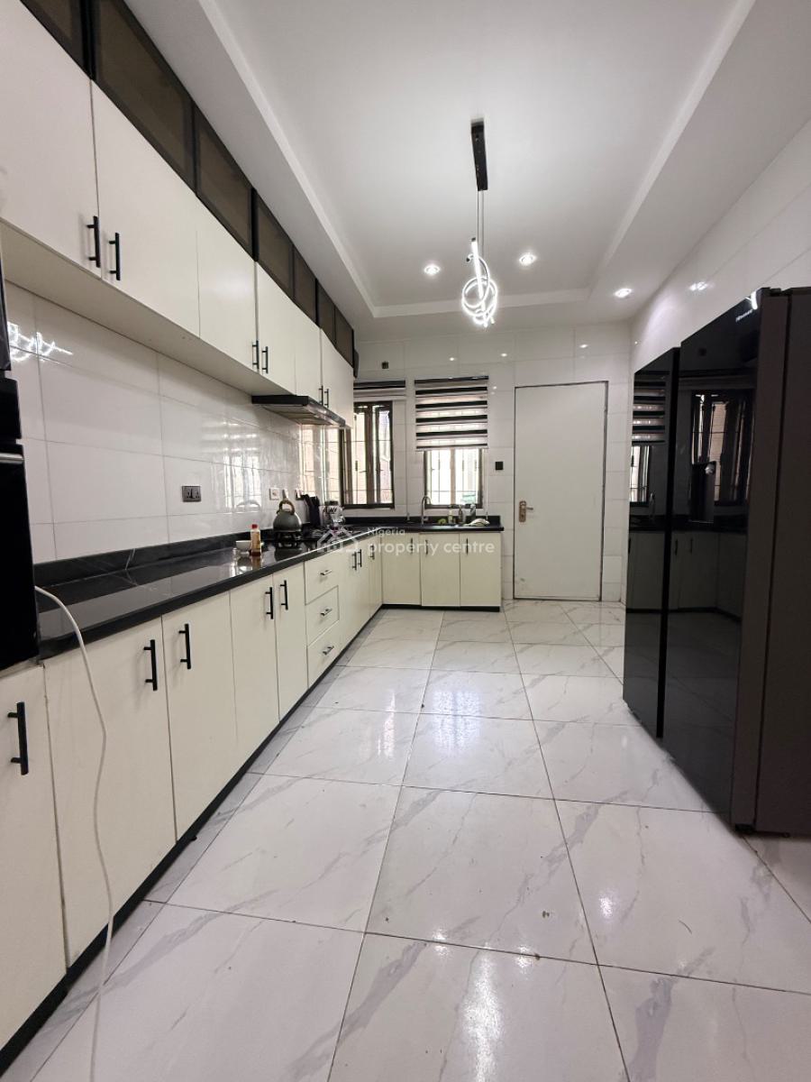 Luxury Furnished and Serviced 4 Bedroom Terrace Duplex with Bq, Guzape District, Abuja, Terraced Duplex for Rent