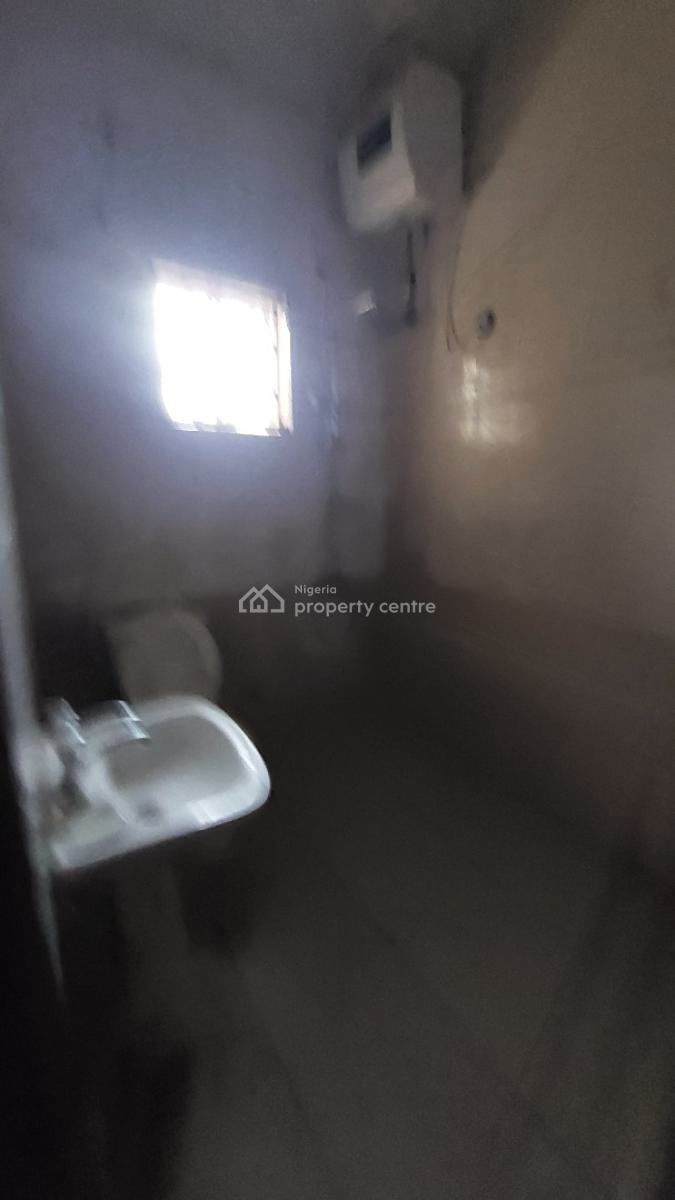 3 Bedroom Flat with Bq, Kado, Abuja, Flat / Apartment for Rent