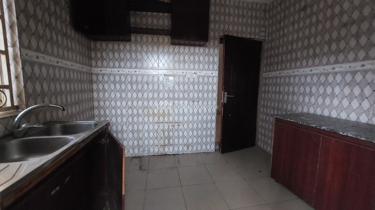 3 Bedroom Flat with Bq, Kado, Abuja, Flat / Apartment for Rent