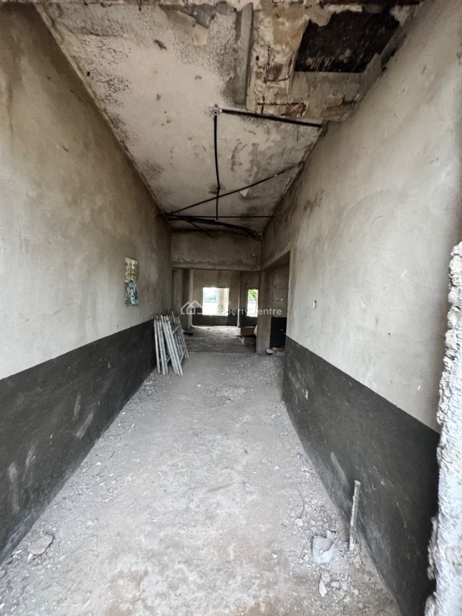 Commerical Property Suitable for Lounge & Restaurants, Off Ademola Adetokunbo Crescent, Wuse 2, Abuja, Hotel / Guest House for Rent