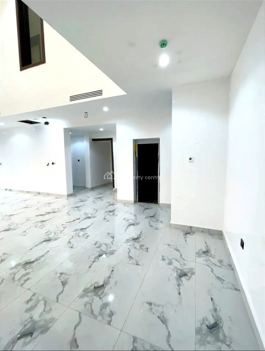 6 Bedrooms Fully Detached Duplex with Bq, Guzape District, Abuja, Detached Duplex for Sale