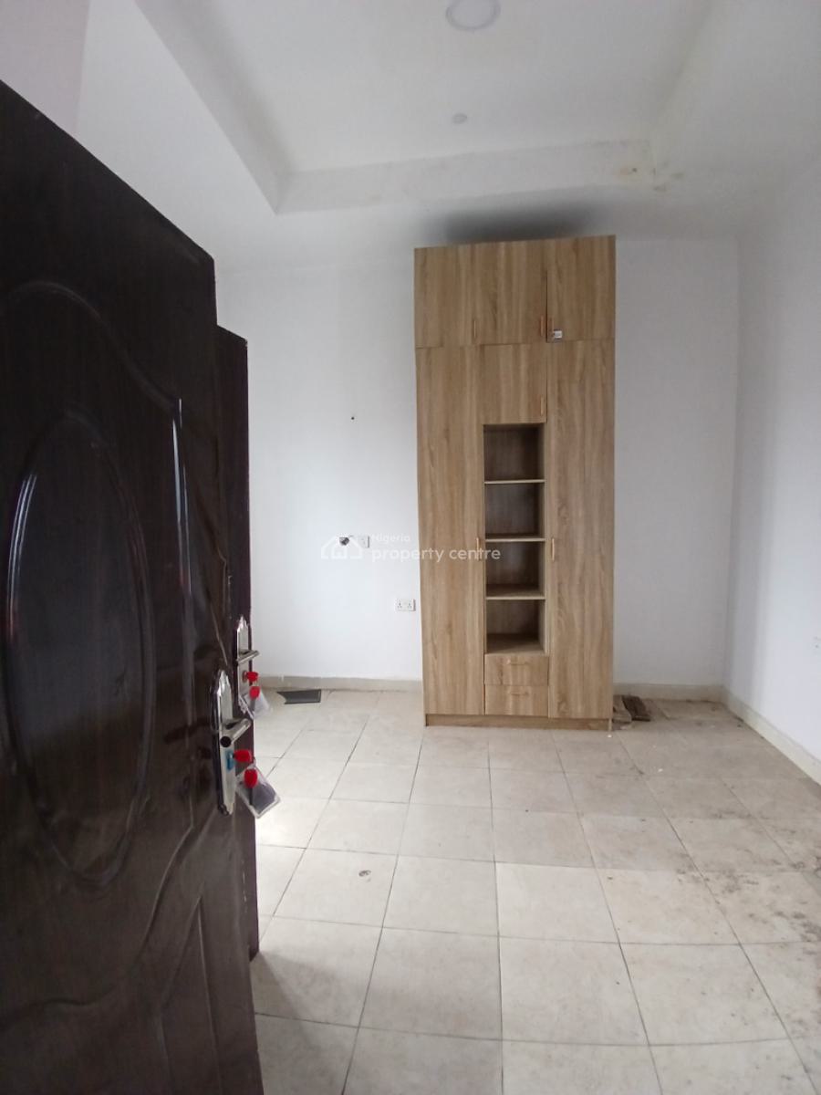 Brand New Studio Apartment Upstairs (room Self-contained), Gated and Secured Estate, Agungi, Lekki, Lagos, Self Contain (single Rooms) for Rent