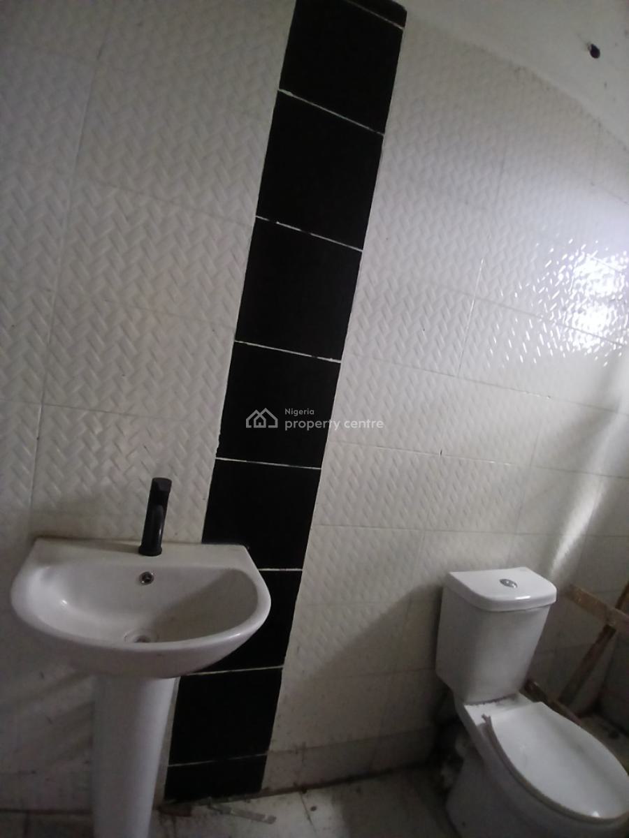Brand New Studio Apartment Upstairs (room Self-contained), Gated and Secured Estate, Agungi, Lekki, Lagos, Self Contain (single Rooms) for Rent