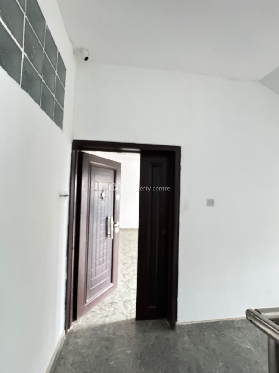 Beautiful 3bedroom Apartment with a Bq, Off Admiralty, Lekki Phase 1, Lekki, Lagos, Block of Flats for Sale