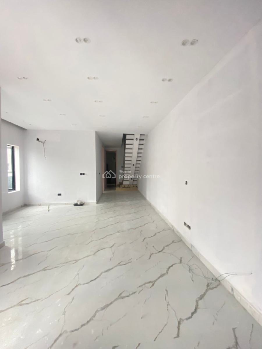 Spacious 4 Bedroom Semidetached Duplex with Bq, Chevron, Lekki, Lagos, Semi-detached Duplex for Rent