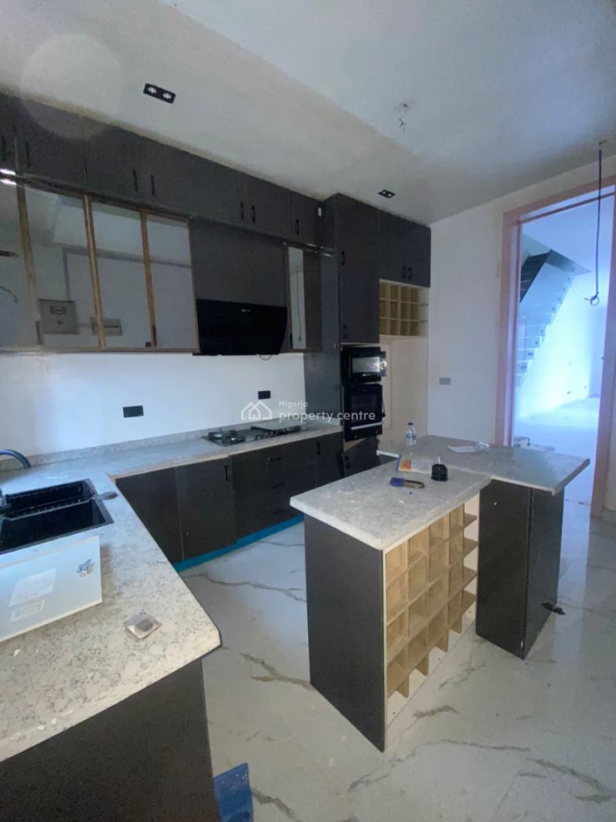 Spacious 4 Bedroom Semidetached Duplex with Bq, Chevron, Lekki, Lagos, Semi-detached Duplex for Rent