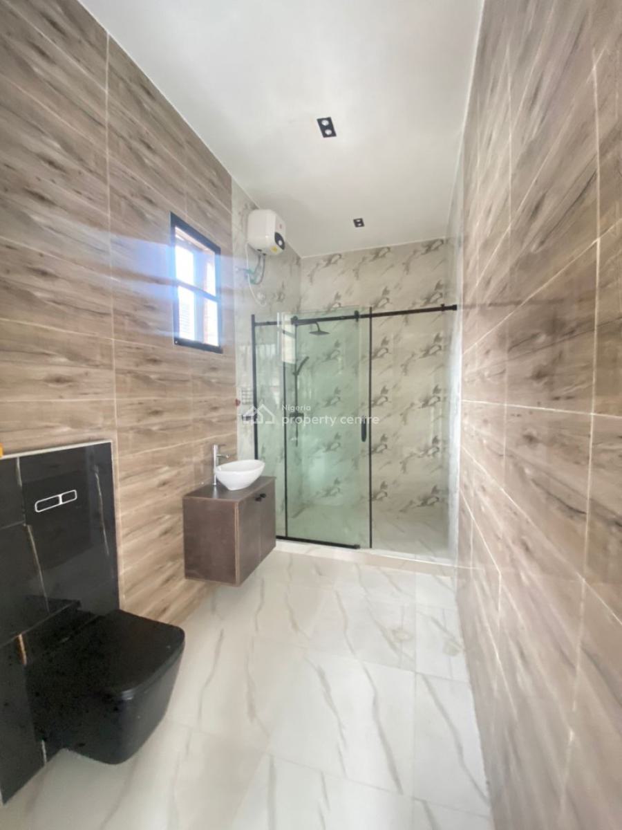 Spacious 4 Bedroom Semidetached Duplex with Bq, Chevron, Lekki, Lagos, Semi-detached Duplex for Rent