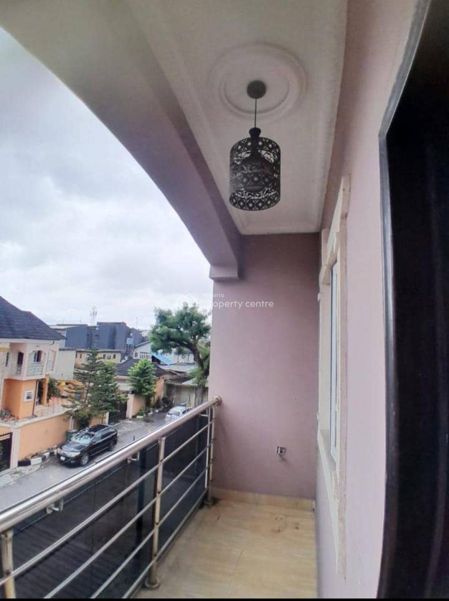 Executive Well Maintained 3-bedroom Flat in Serene Secured Environment, Surulere, Lagos, Flat / Apartment for Rent