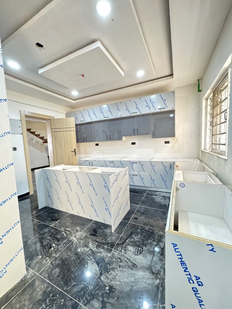 Beautiful 5bedroom Terrace Duplex, Off Freedom Way, Lekki Phase 1, Lekki, Lagos, Terraced Duplex for Sale