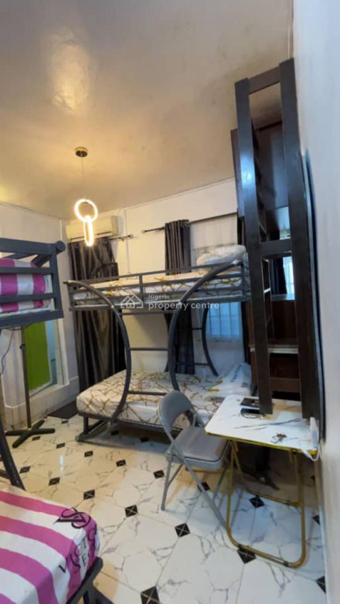 Comfy Hostel Apartment -- Unilag Axis, Akoka, Yaba, Lagos, Flat / Apartment for Rent