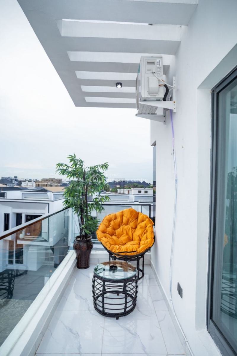 Our Beautiful 2 Bedroom City View Apartment with a Ps5, Swimming Pool,, Illasan, Ikate, Lekki, Lagos, Flat / Apartment Short Let