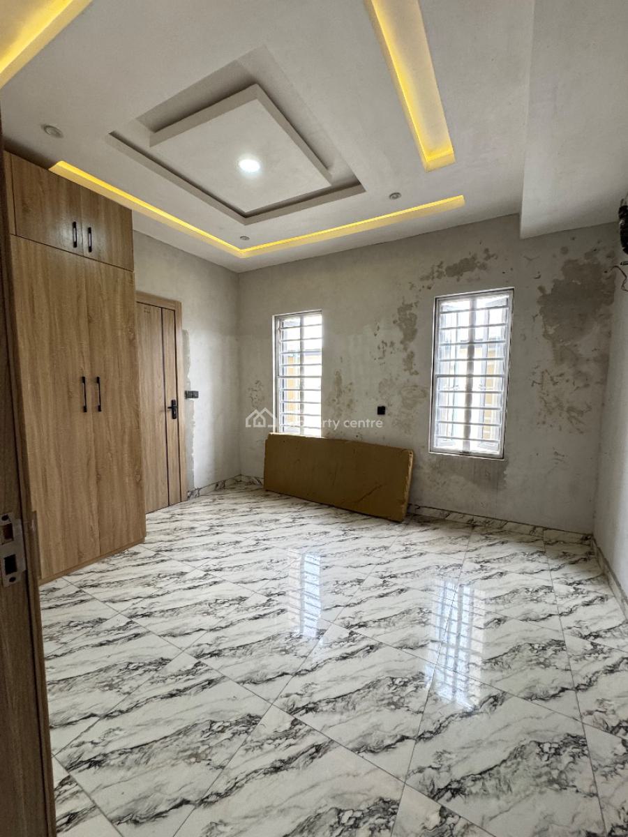 Beautiful 3bedroom Apartment with a Bq, Off Admiralty, Lekki Phase 1, Lekki, Lagos, Block of Flats for Sale
