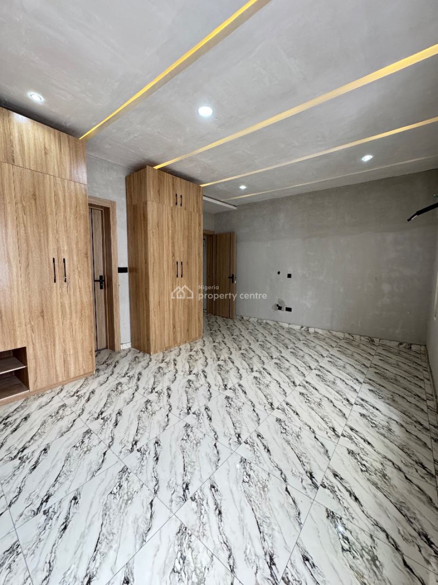 Beautiful 3bedroom Apartment with a Bq, Off Admiralty, Lekki Phase 1, Lekki, Lagos, Block of Flats for Sale