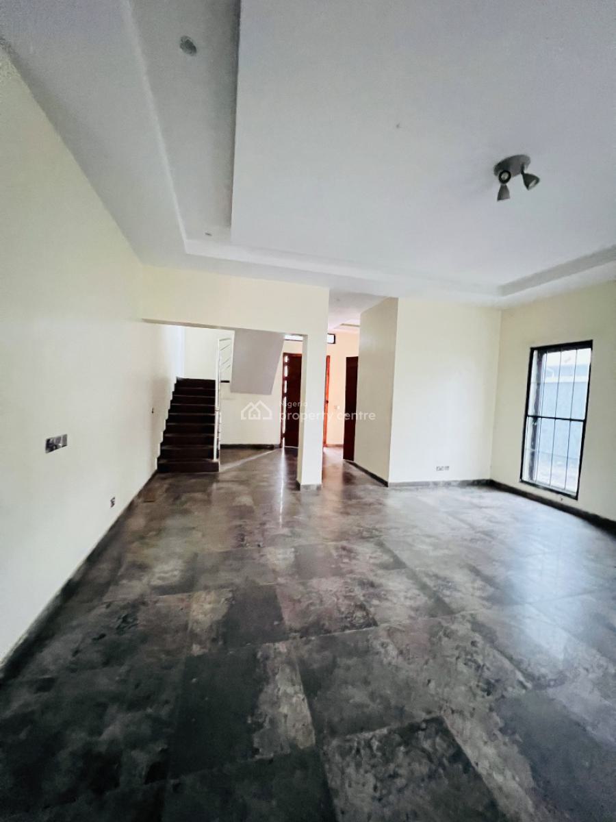 Spacious 5 Bedroom Semi-detached House with Bq and Study, Agungi, Lekki, Lagos, Semi-detached Duplex for Rent