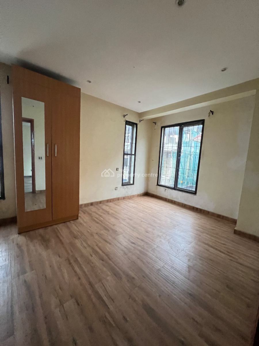 Spacious 5 Bedroom Semi-detached House with Bq and Study, Agungi, Lekki, Lagos, Semi-detached Duplex for Rent