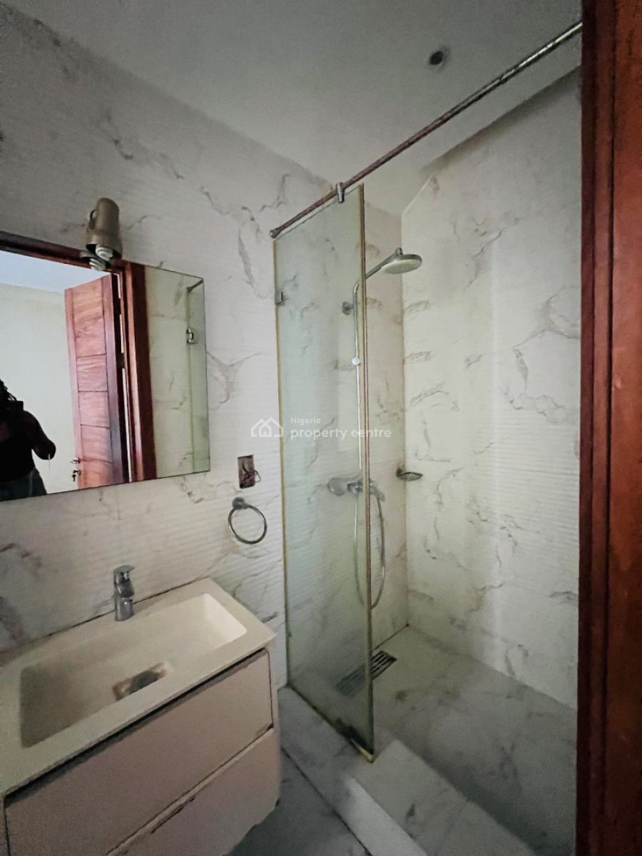Spacious 5 Bedroom Semi-detached House with Bq and Study, Agungi, Lekki, Lagos, Semi-detached Duplex for Rent