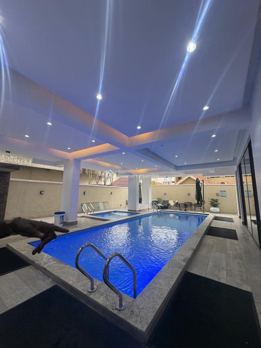 Luxury 3 Bedroom Apartment with Swimming Pool and a Gym, Admiralty Road, Lekki Phase 1, Lekki, Lagos, Flat / Apartment for Rent