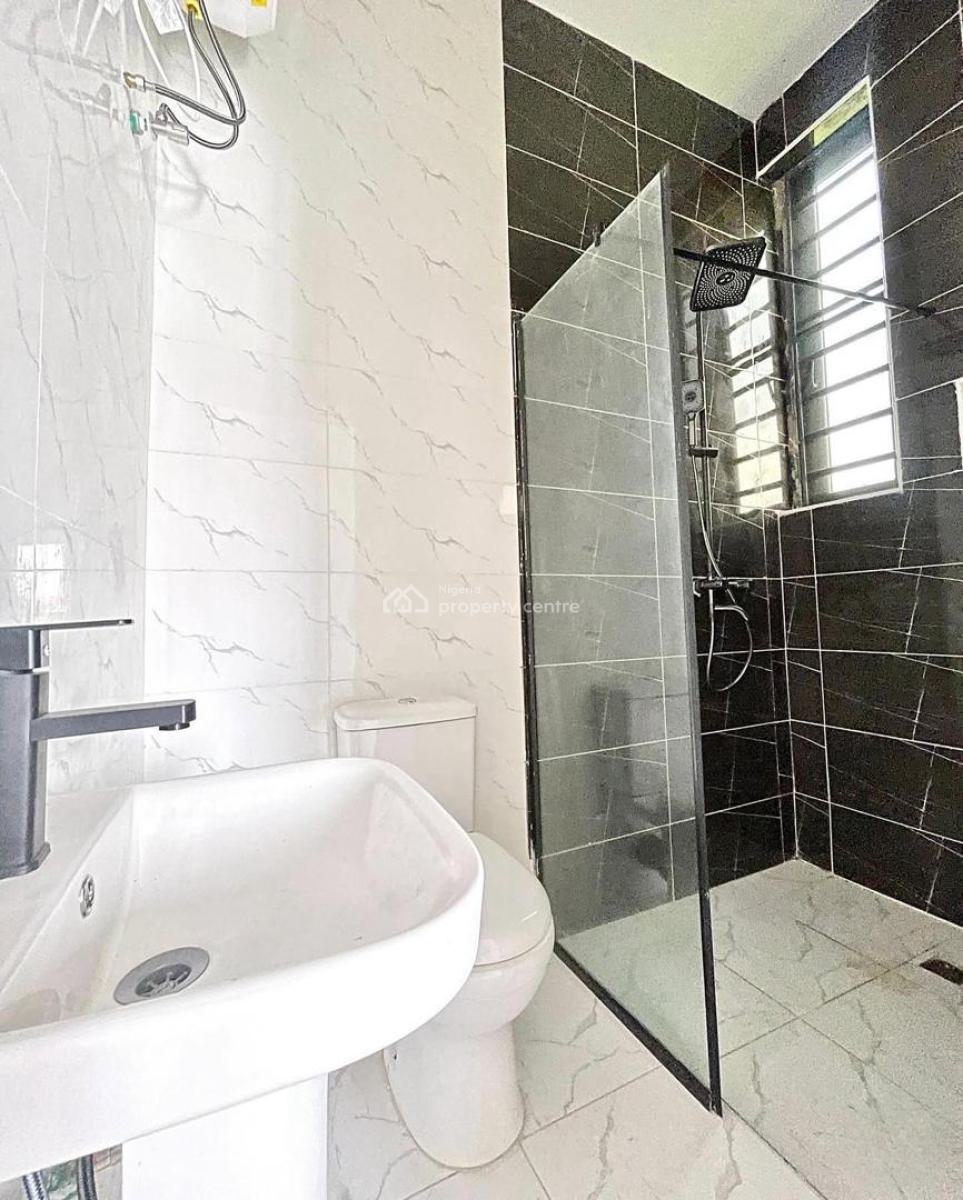 Luxury 2 Bedroom Apartment with Pool, Ologolo, Lekki, Lagos, Flat / Apartment for Sale